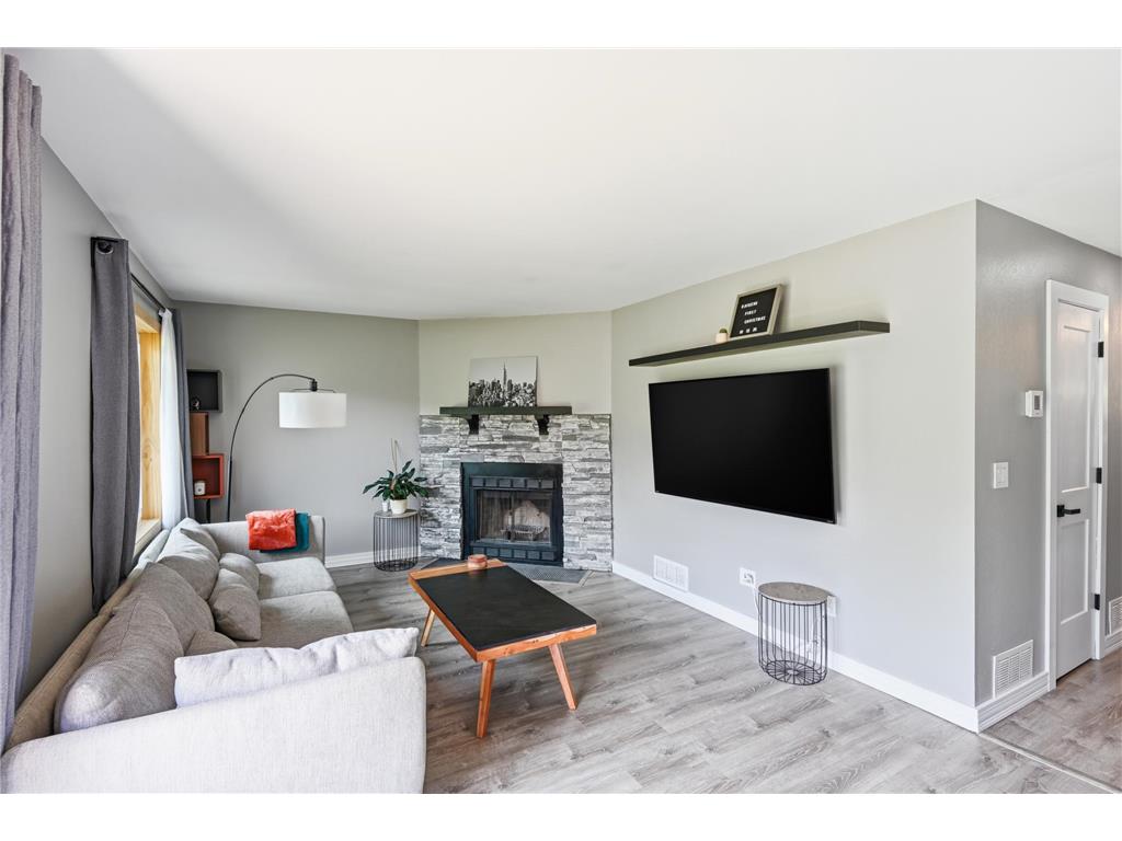 1405 63rd Lane N Brooklyn Center MN 55430 7077010 image18