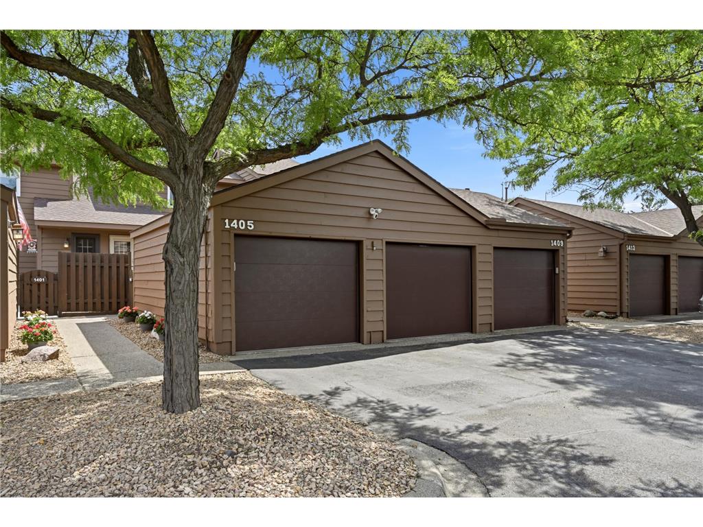1405 63rd Lane N Brooklyn Center MN 55430 7077010 image2