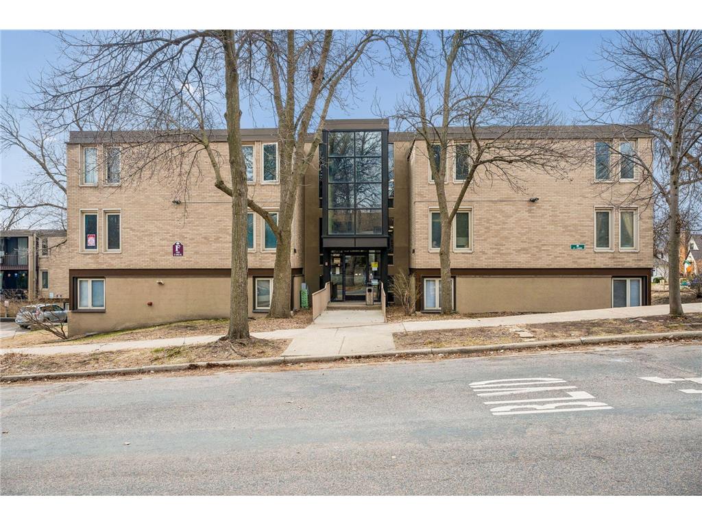 1405 E 40th Street #18F Minneapolis MN 55407 7054325 image2
