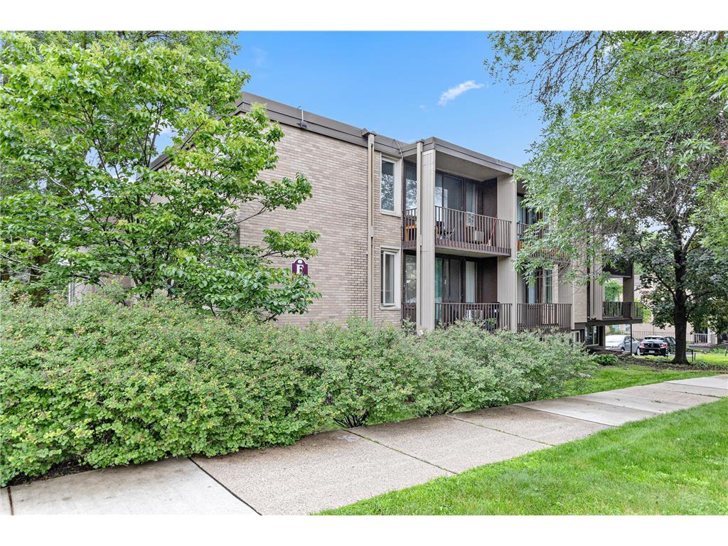 1405 E 40th Street #1F Minneapolis MN 55407 6638871 image1