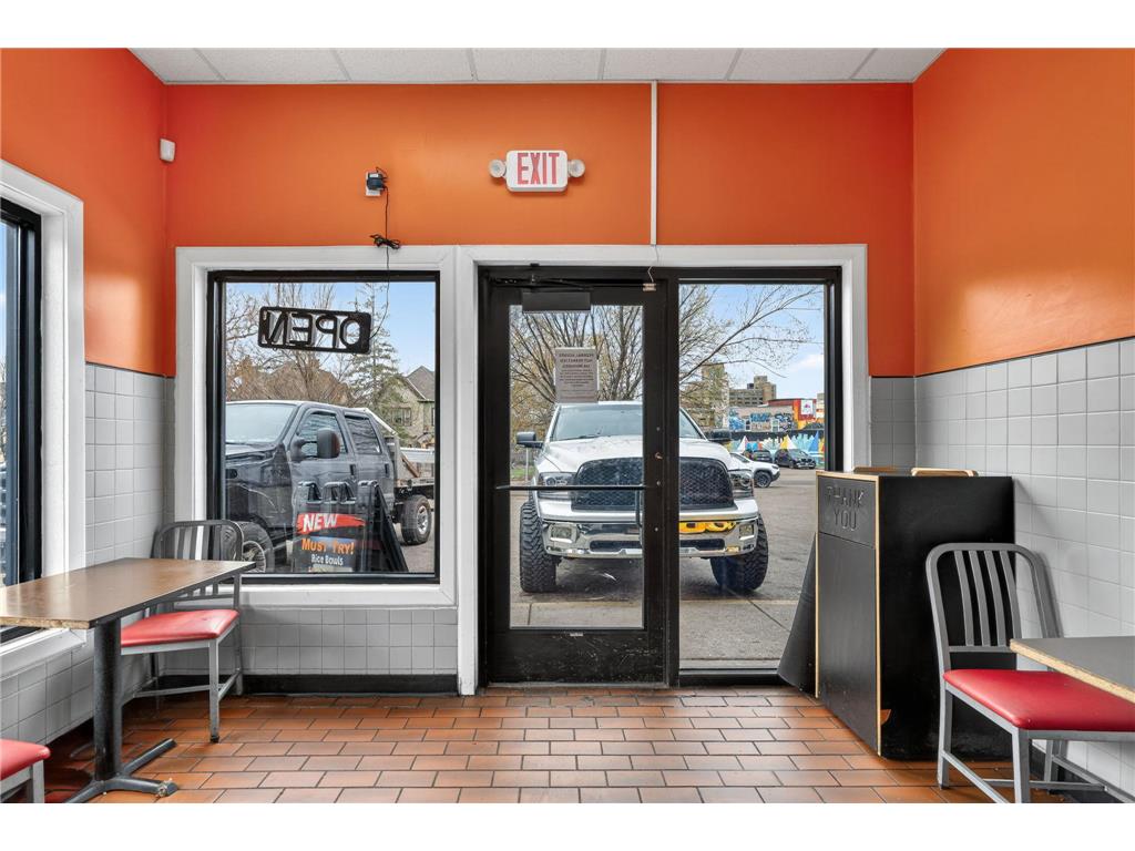 1405 E Lake Street Minneapolis MN 55407 7061743 image13