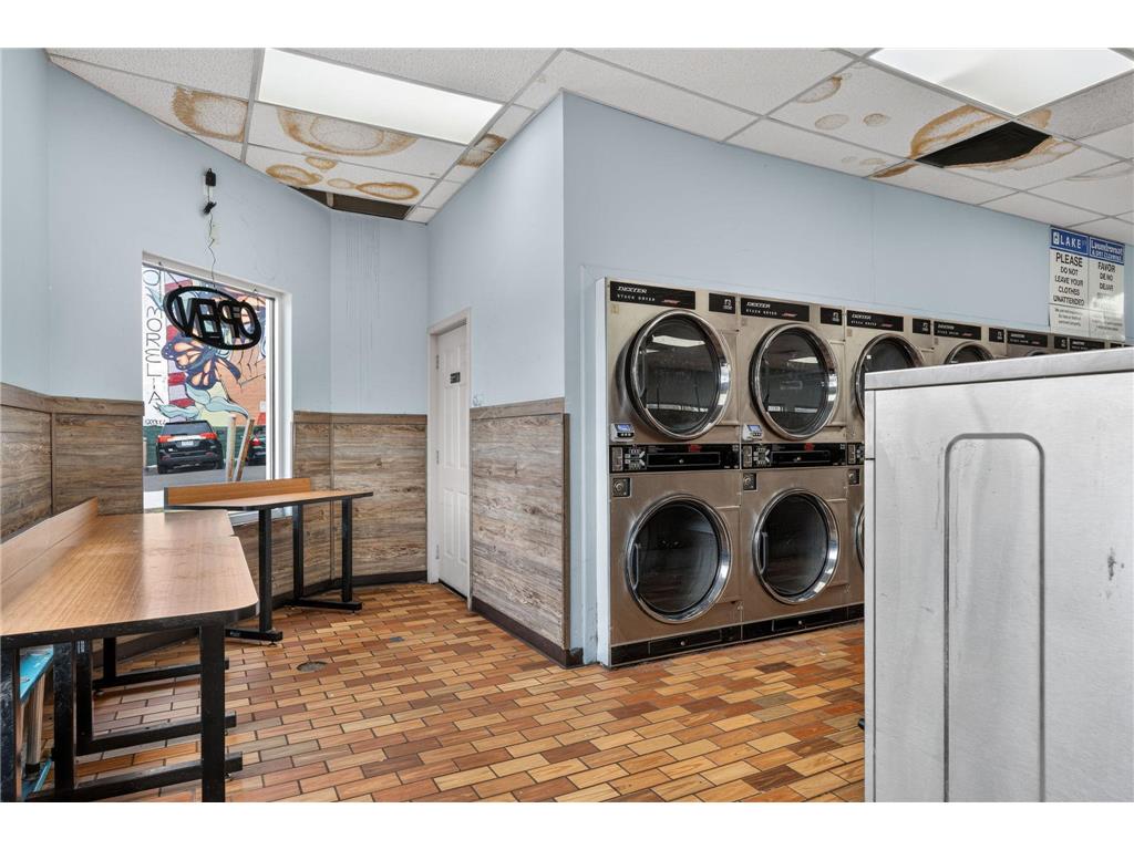 1405 E Lake Street Minneapolis MN 55407 7061743 image9