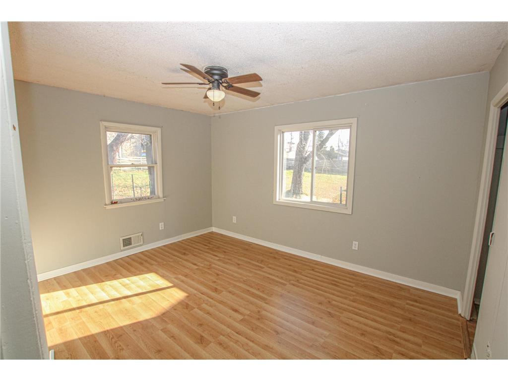 1405 Fillmore Street Alexandria MN 56308 6819335 image17