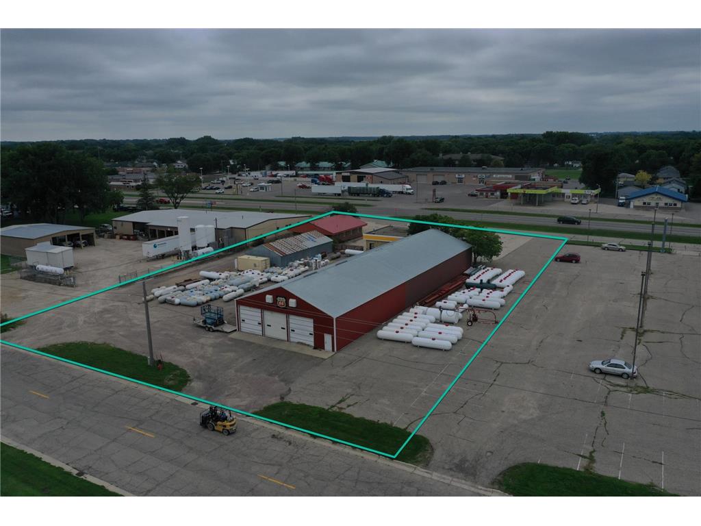 1405 Highway 12 E Willmar MN 56201 6246730 image1