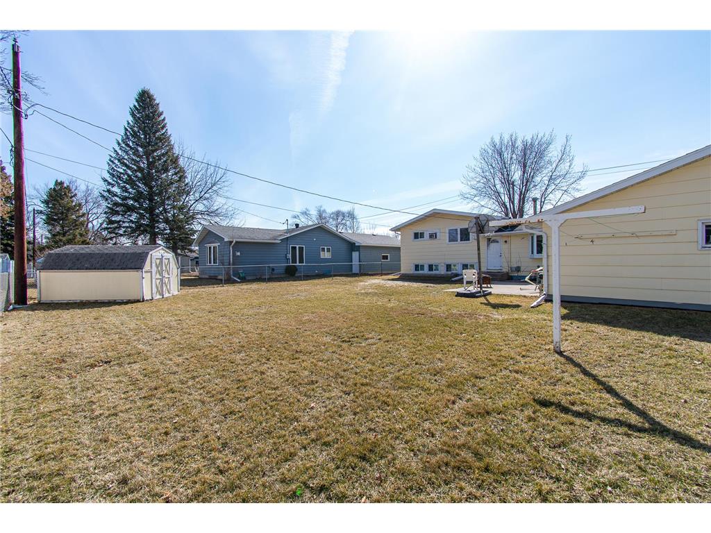 1406 24th Avenue S Moorhead MN 56560 7043061 image28