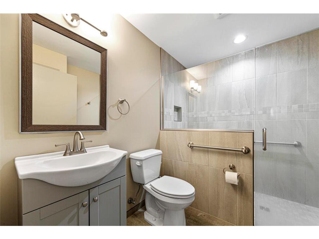 1406 Albers Path Faribault MN 55021 6785259 image23