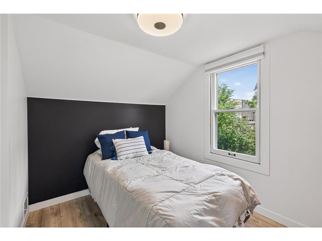 1406 Division Street Hopkins MN 55343 7084357 image18