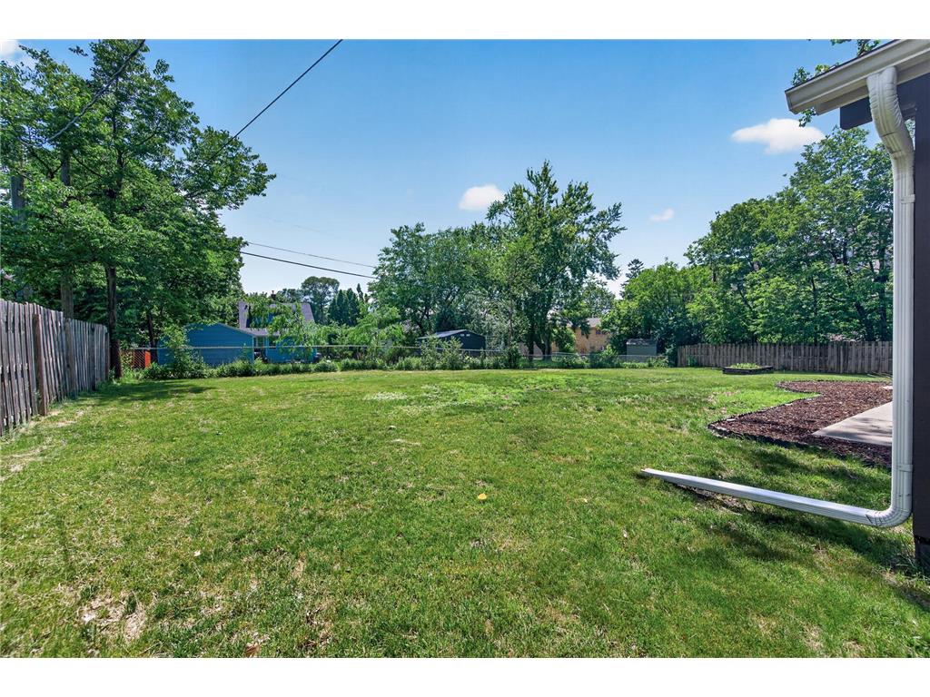 1406 Division Street Hopkins MN 55343 7084357 image30