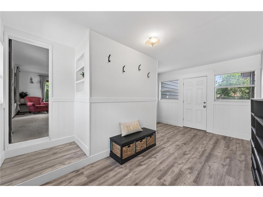 1406 Division Street Hopkins MN 55343 7084357 image4