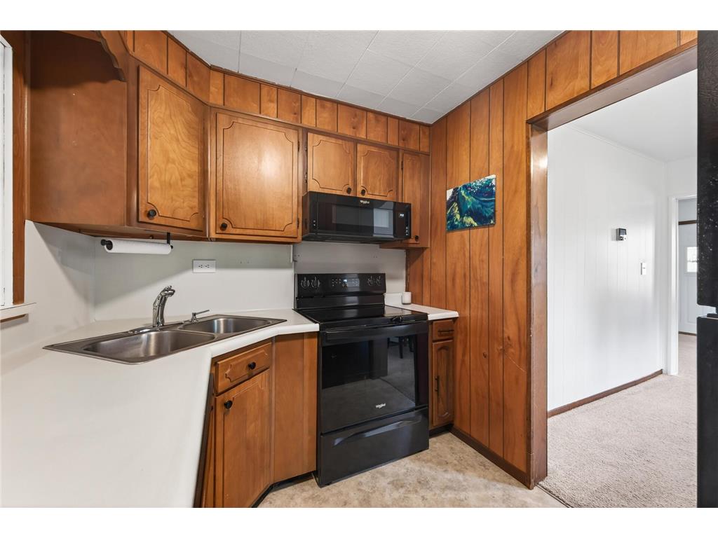 1406 Division Street Hopkins MN 55343 7084357 image9