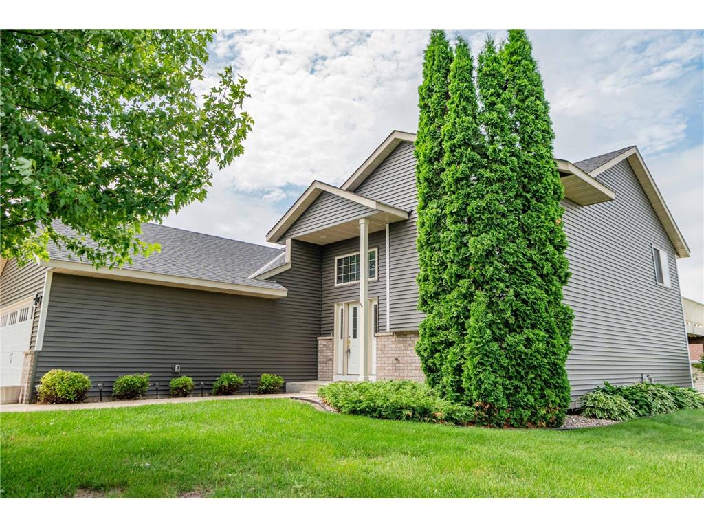 1406 English Avenue NW New Prague MN 56071 6765428 image1