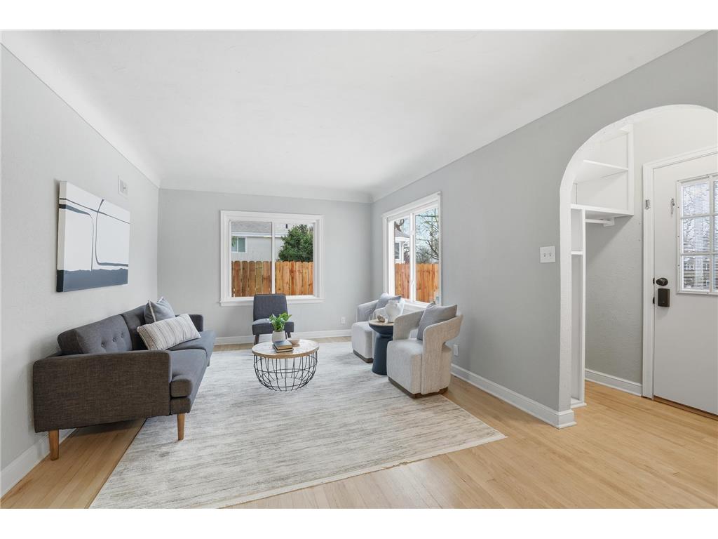 1406 Furness Parkway Saint Paul MN 55119 7008887 image4