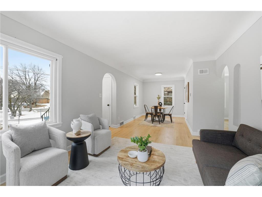 1406 Furness Parkway Saint Paul MN 55119 7008887 image5