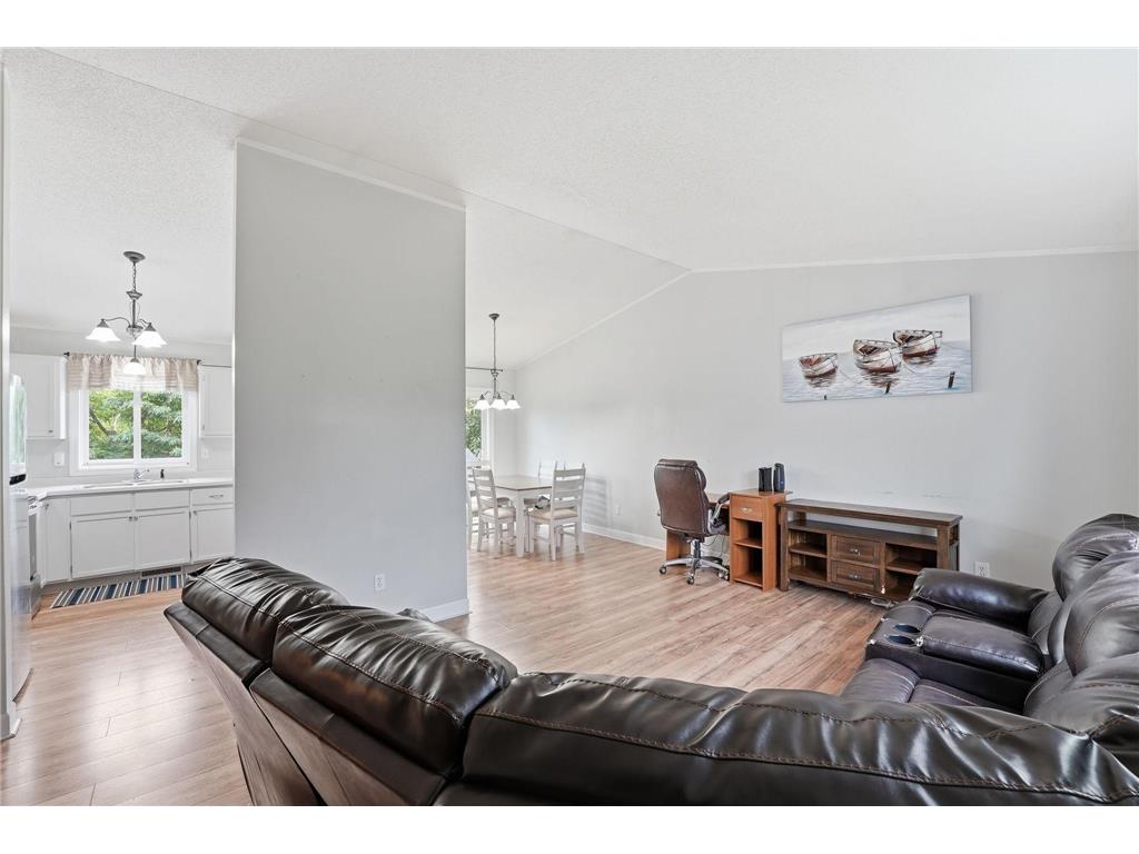 1406 Summit Avenue N Sauk Rapids MN 56379 7087973 image10