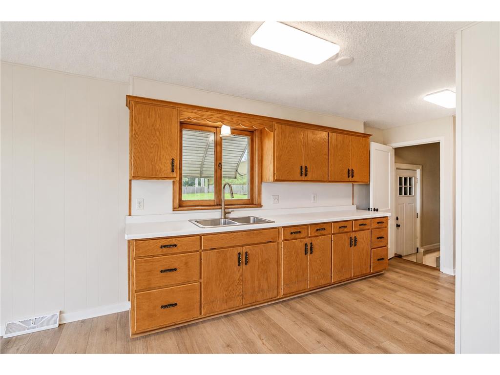1407 4th Avenue SW Austin MN 55912 7102180 image23
