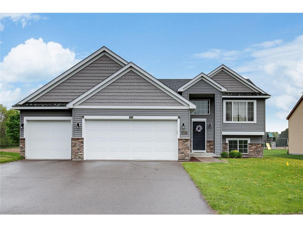 1407 Carlson Drive Isanti MN 55040 6373294 image1