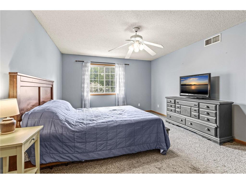 14075 Plymouth Avenue #92 Burnsville MN 55337 7072114 image19