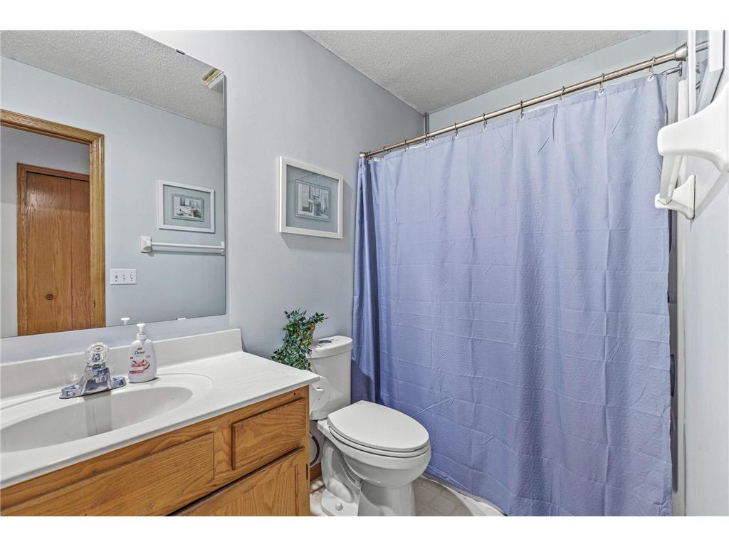 14075 Plymouth Avenue #92 Burnsville MN 55337 7072114 image22