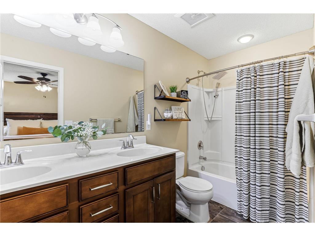 14076 Addison Avenue Rosemount MN 55068 7053851 image22