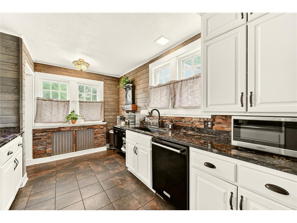 1408 12th Ave NE Rochester MN 55906 7067500 image3