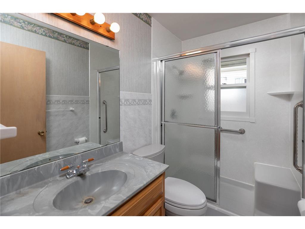 1408 4th Street NE Rochester MN 55906 7059838 image17