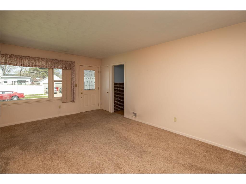 1408 4th Street NE Rochester MN 55906 7059838 image4