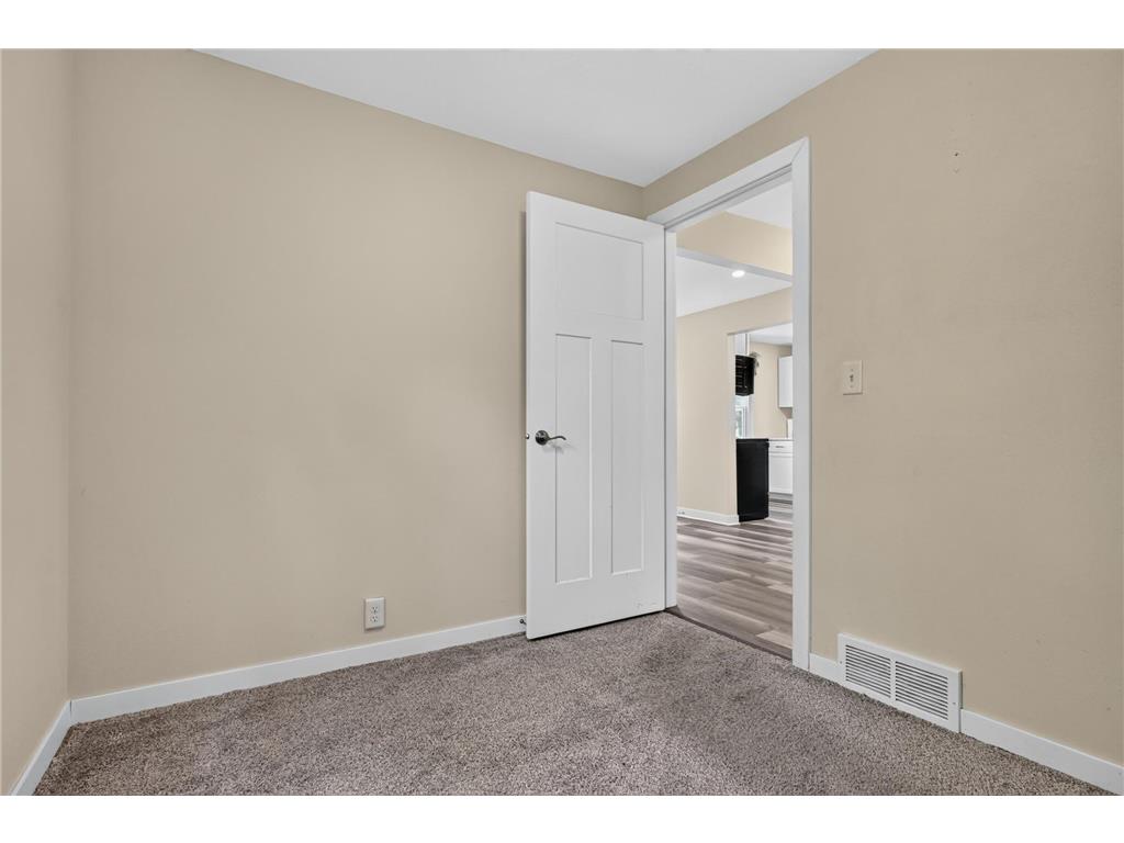 1408 Elm Street Alexandria MN 56308 7102738 image22