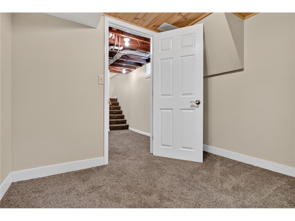1408 Elm Street Alexandria MN 56308 7102738 image29