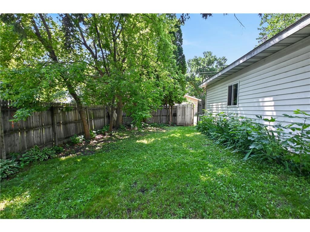 1408 Elm Street Alexandria MN 56308 7102738 image46