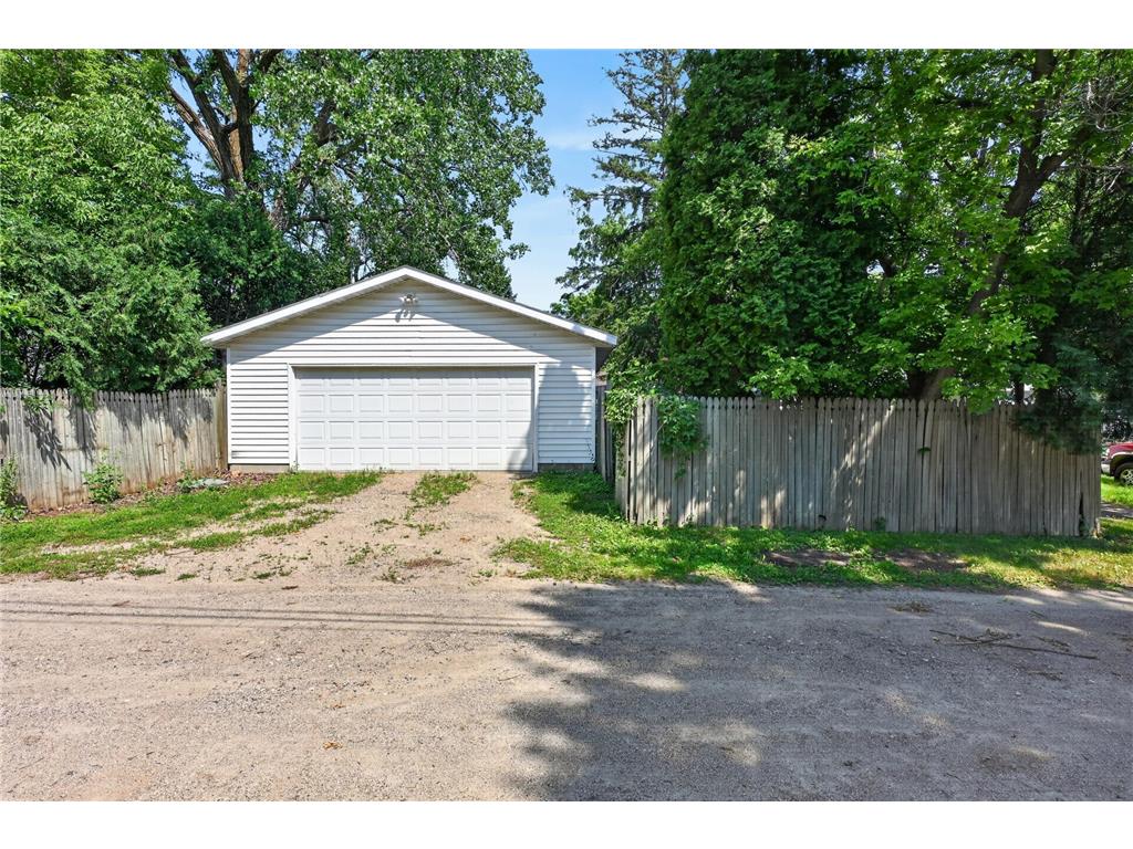 1408 Elm Street Alexandria MN 56308 7102738 image50