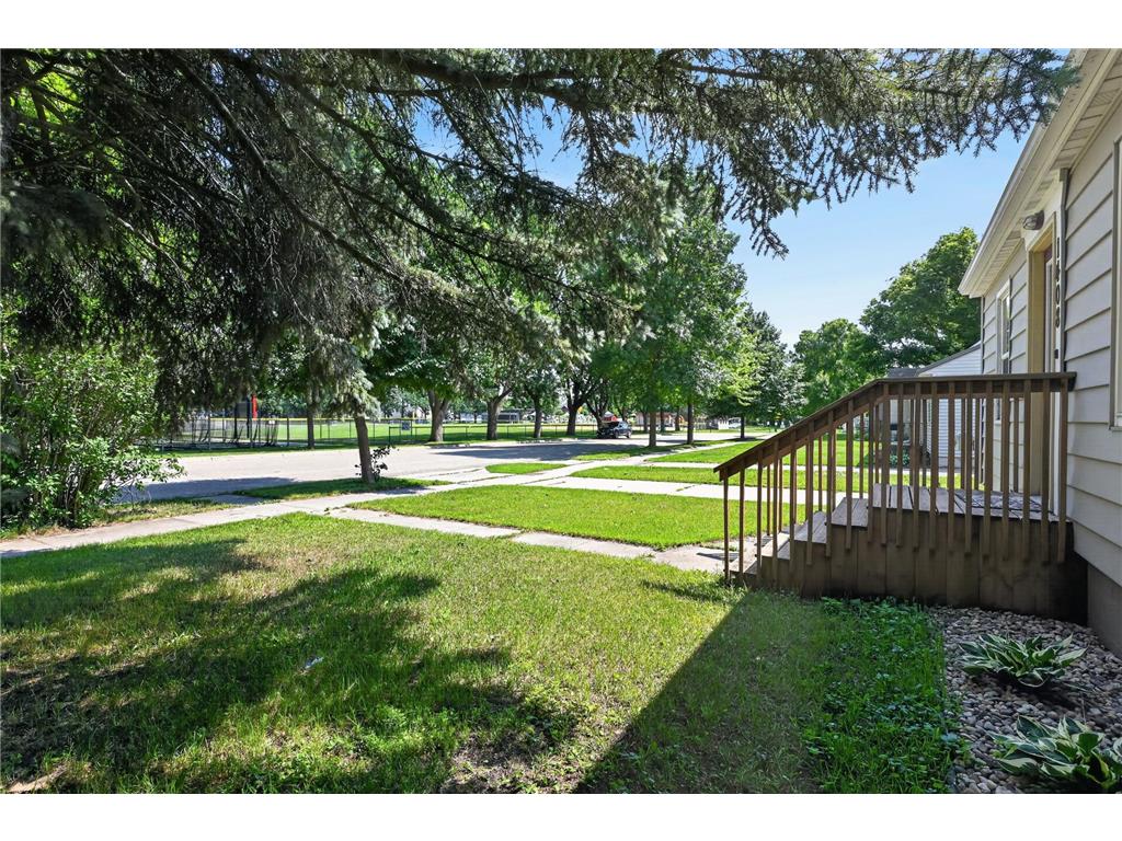 1408 Elm Street Alexandria MN 56308 7102738 image51
