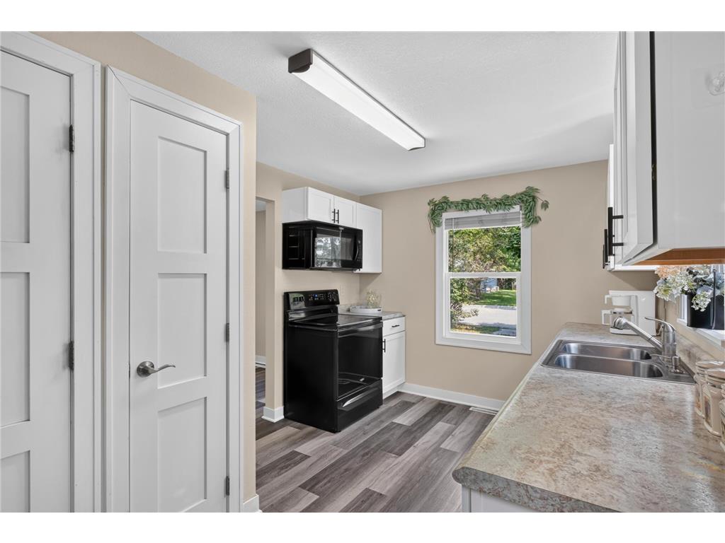 1408 Elm Street Alexandria MN 56308 7102738 image9