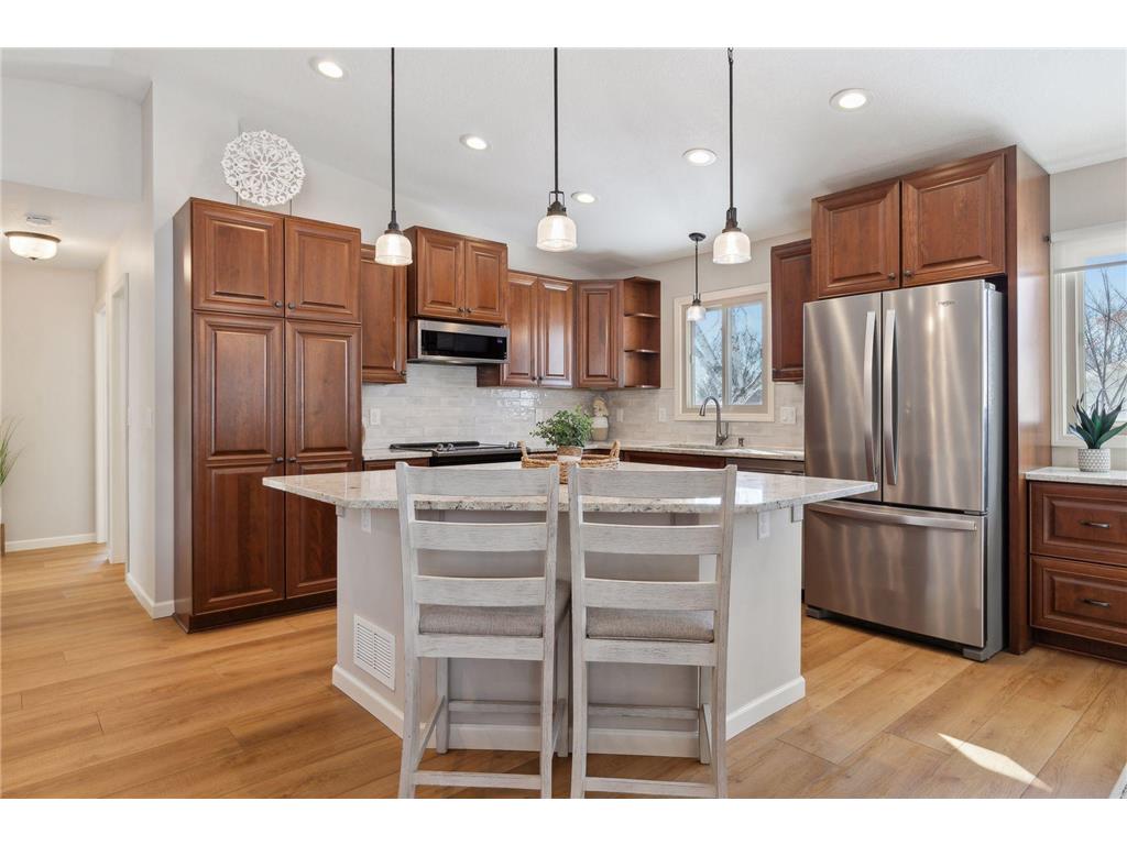 1408 Valley View Road Chaska MN 55318 6658315 image1