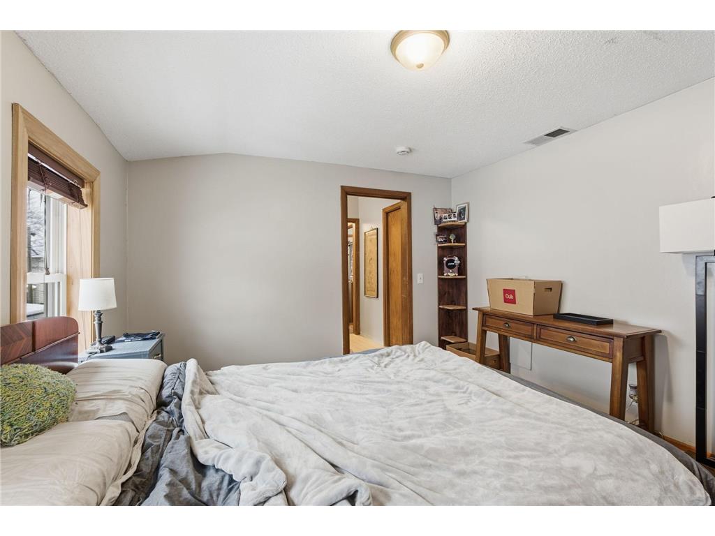 1408 Washington Street NE Minneapolis MN 55413 6819874 image12