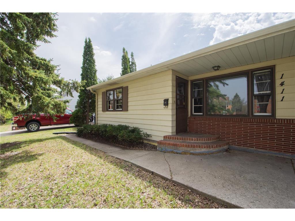1409-1411 9th Avenue S Moorhead MN 56560 7074797 image3