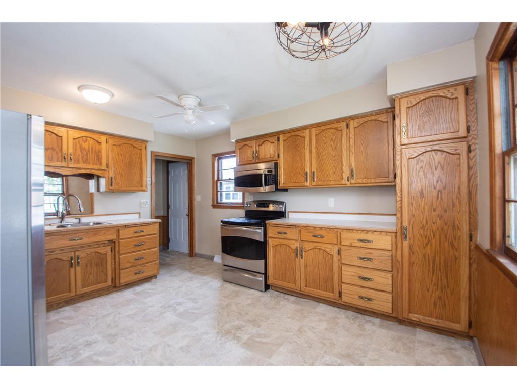 1409-1411 9th Avenue S Moorhead MN 56560 7074797 image30