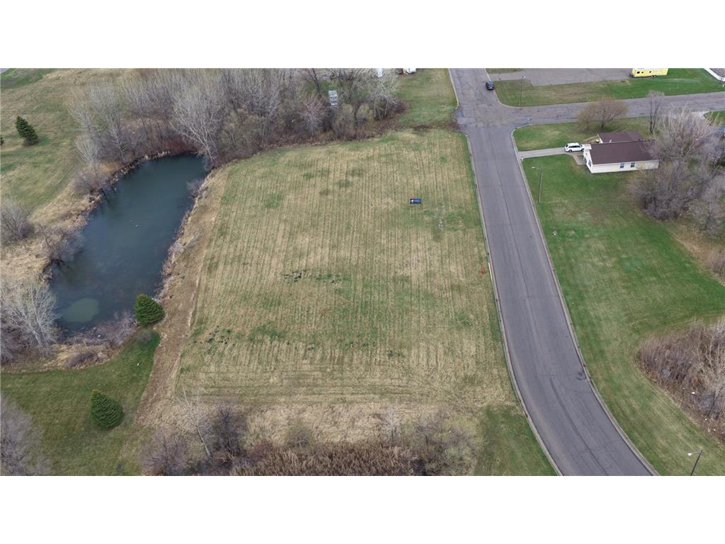1409 14th Avenue SE Willmar MN 56201 7058086 image19