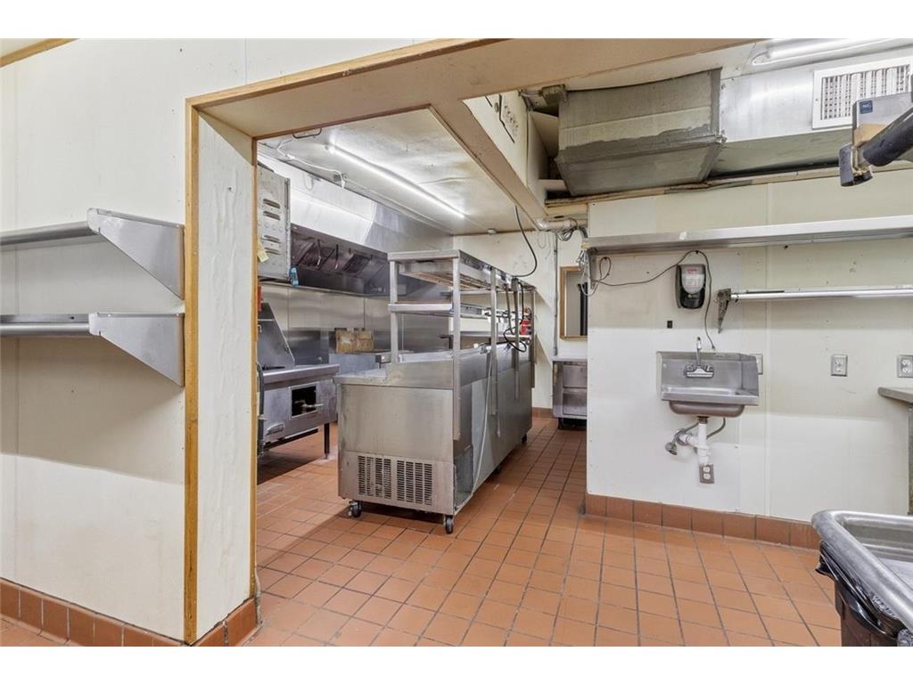 1409 Arcade Street Saint Paul MN 55106 7059075 image17