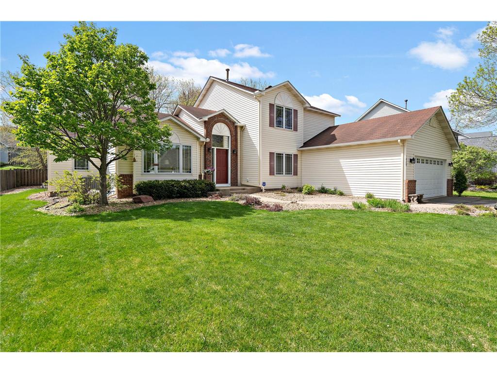 1409 Earle Way Burnsville MN 55306 7061416 image1