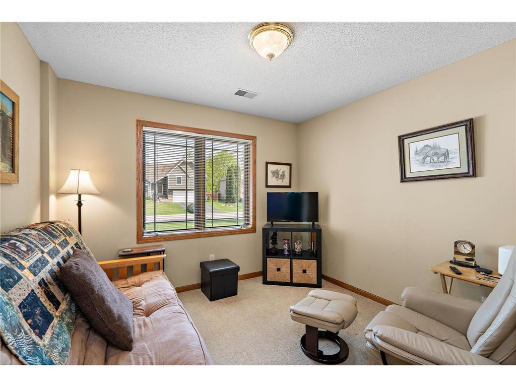 1409 Earle Way Burnsville MN 55306 7061416 image16