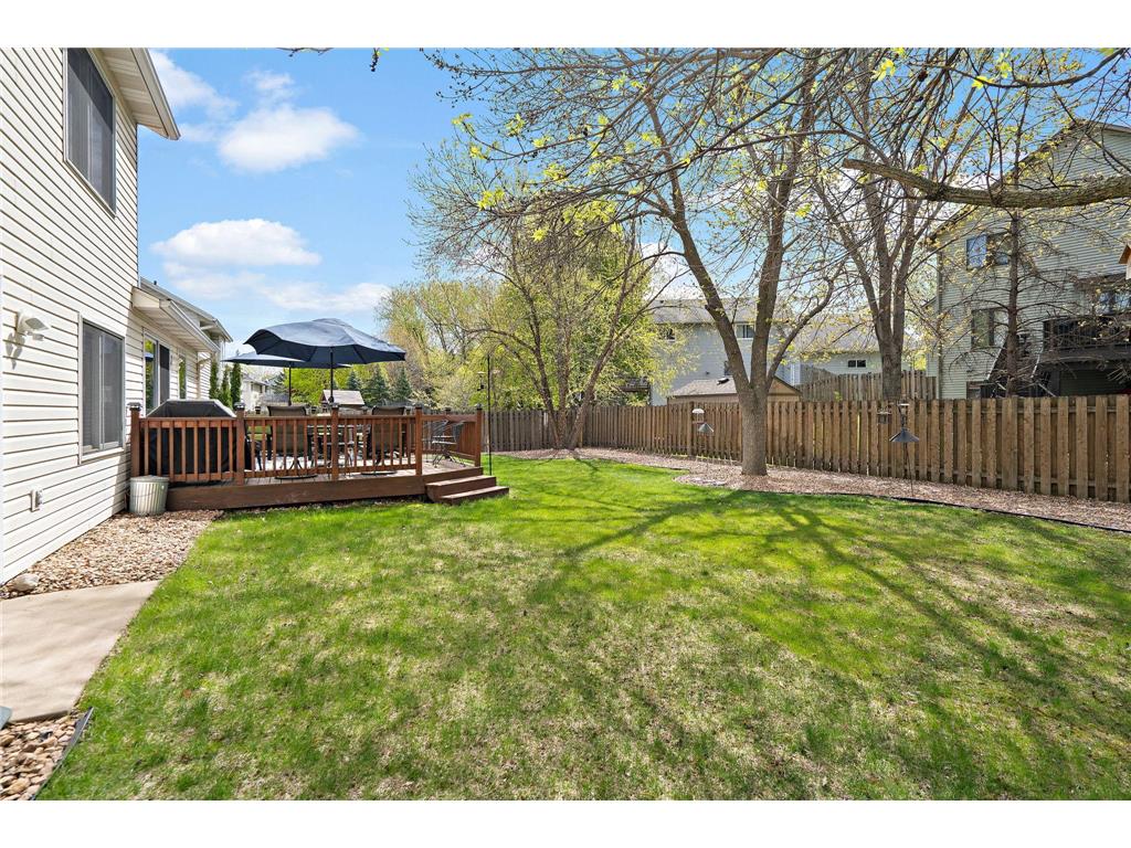 1409 Earle Way Burnsville MN 55306 7061416 image30