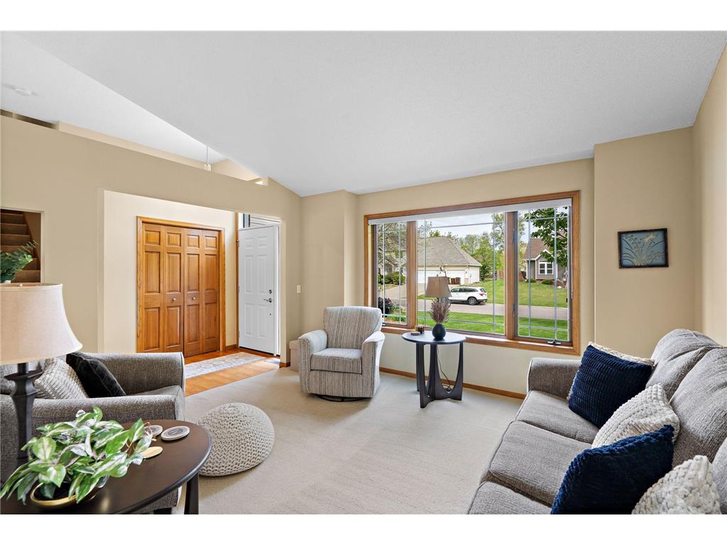 1409 Earle Way Burnsville MN 55306 7061416 image4