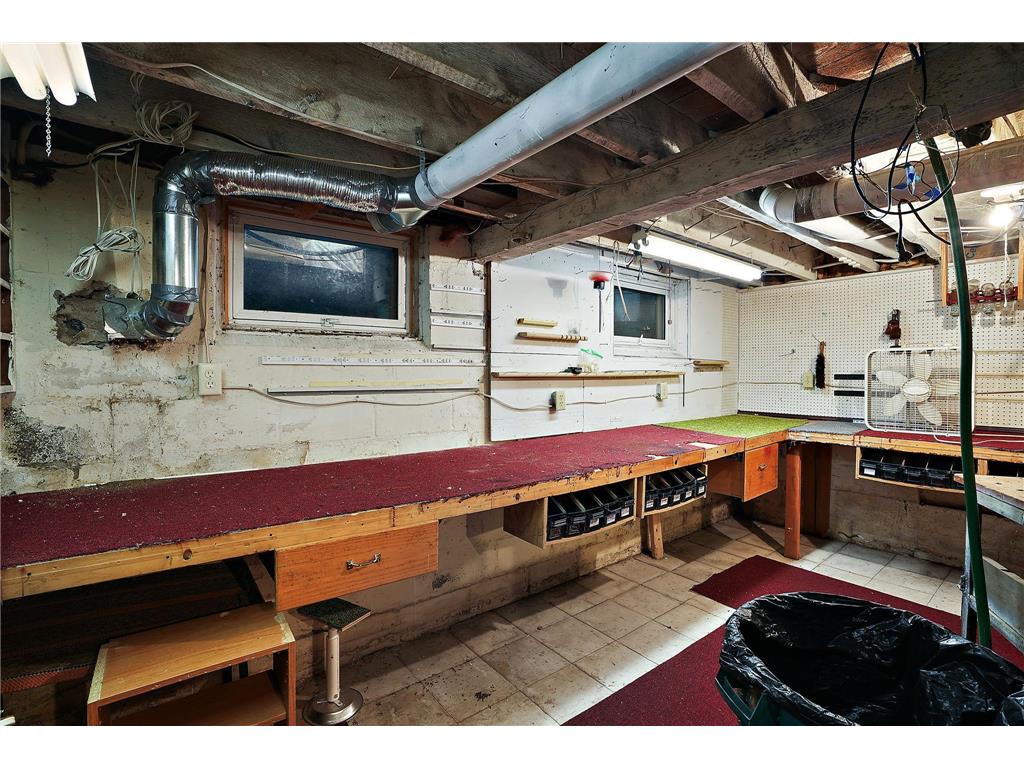 1409 Hillsboro Avenue N Golden Valley MN 55427 7013908 image13