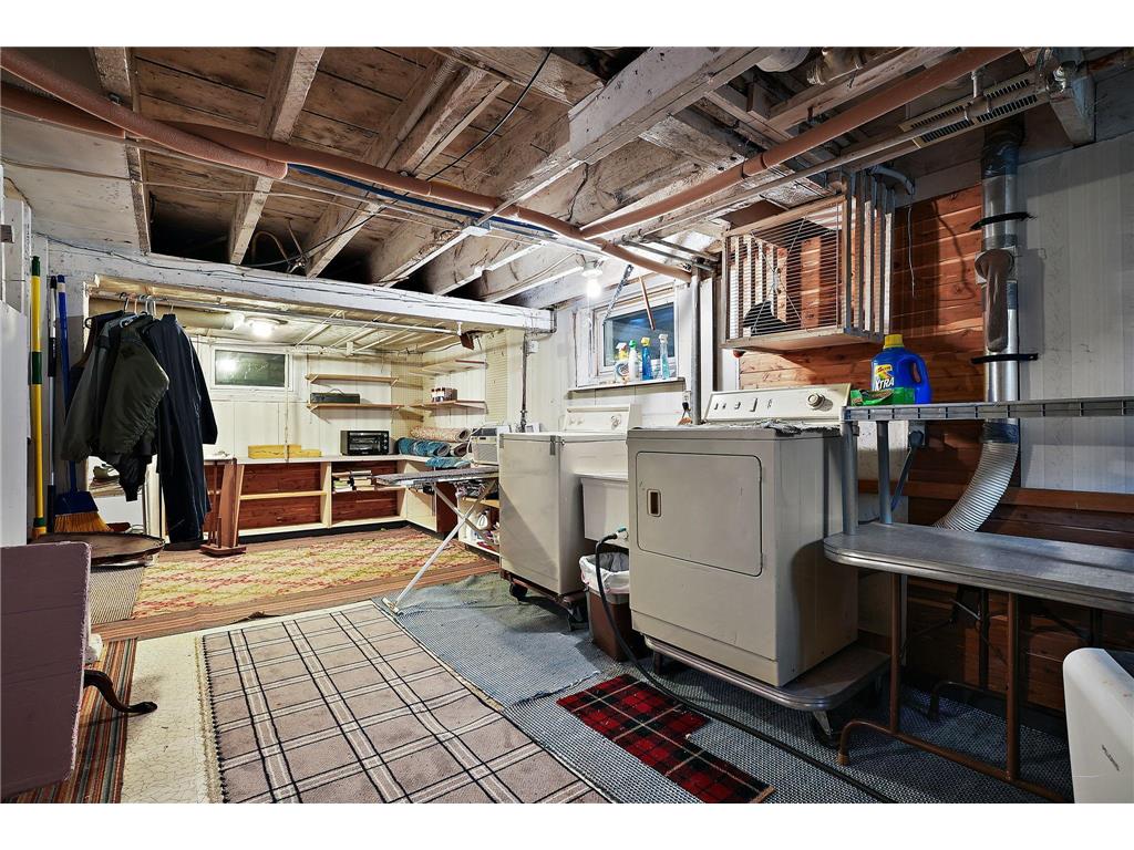 1409 Hillsboro Avenue N Golden Valley MN 55427 7013908 image14