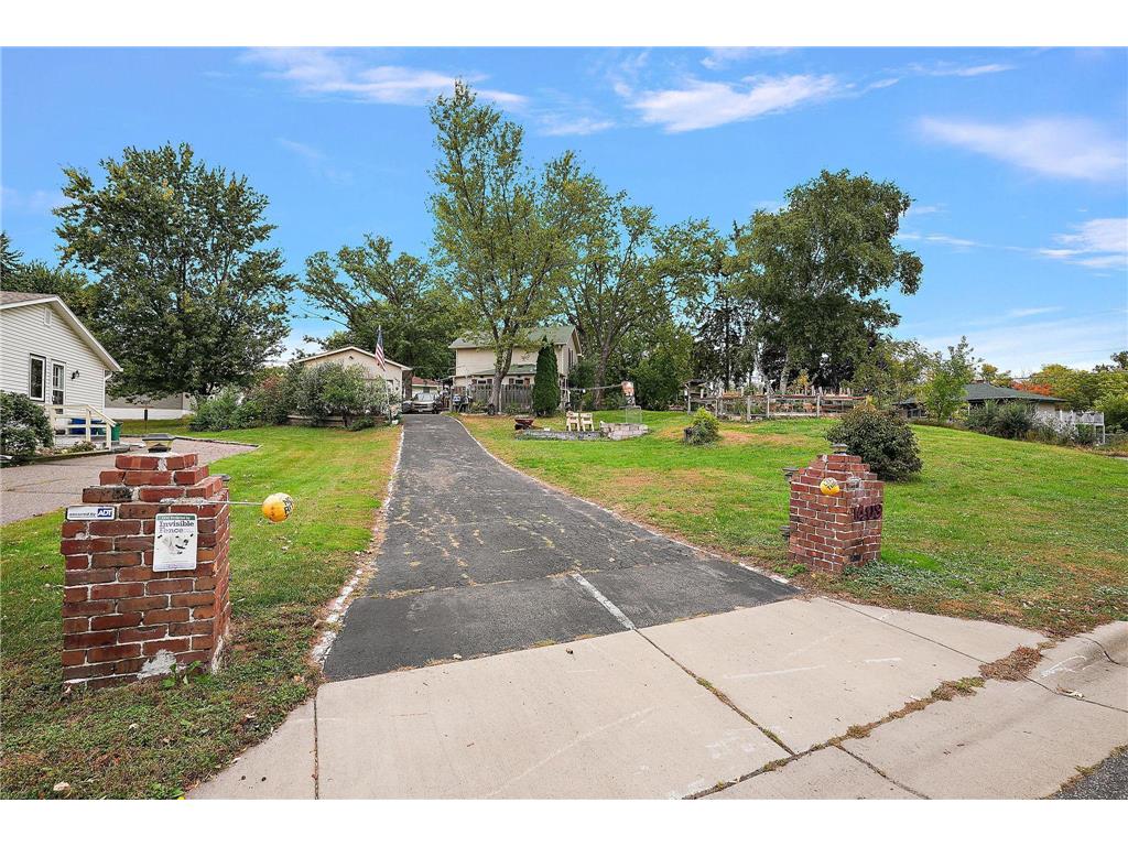 1409 Hillsboro Avenue N Golden Valley MN 55427 7013908 image21