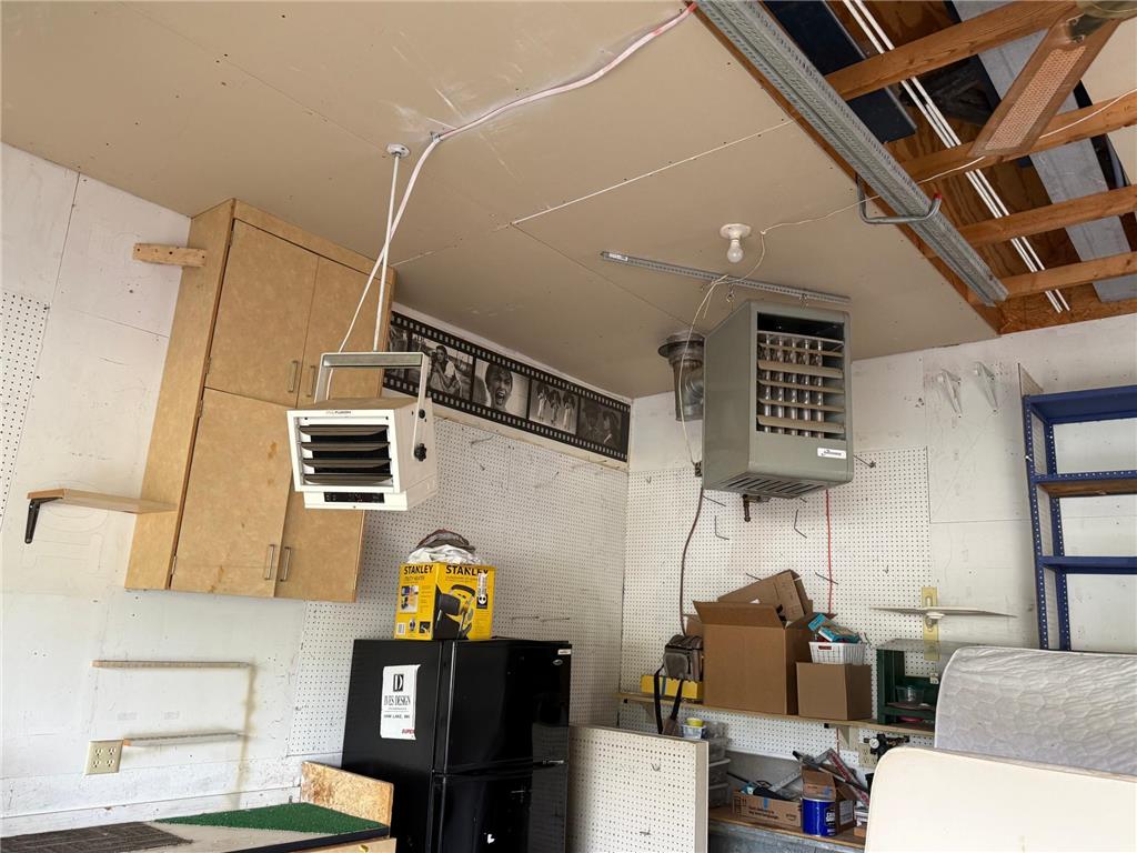 1409 Hillsboro Avenue N Golden Valley MN 55427 7013908 image22