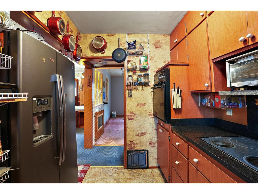 1409 Hillsboro Avenue N Golden Valley MN 55427 7013908 image9