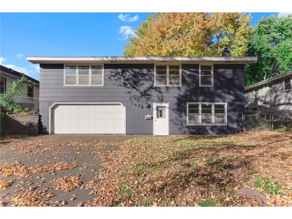1409 Independence Avenue N Golden Valley MN 55427 6811549 image1