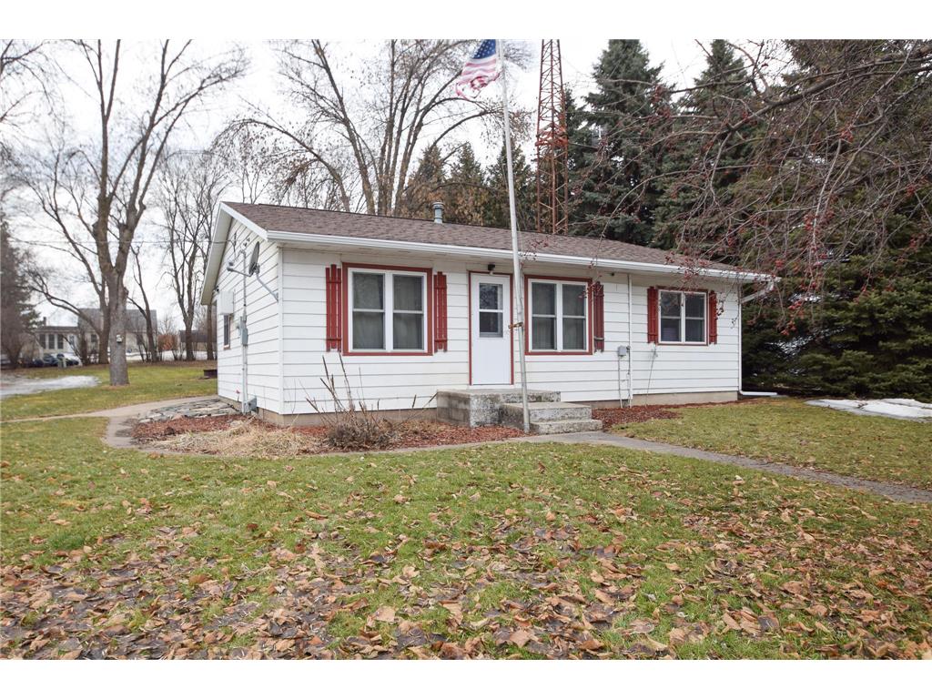 1409 Lakeland Drive NE Willmar MN 56201 7023862 image1