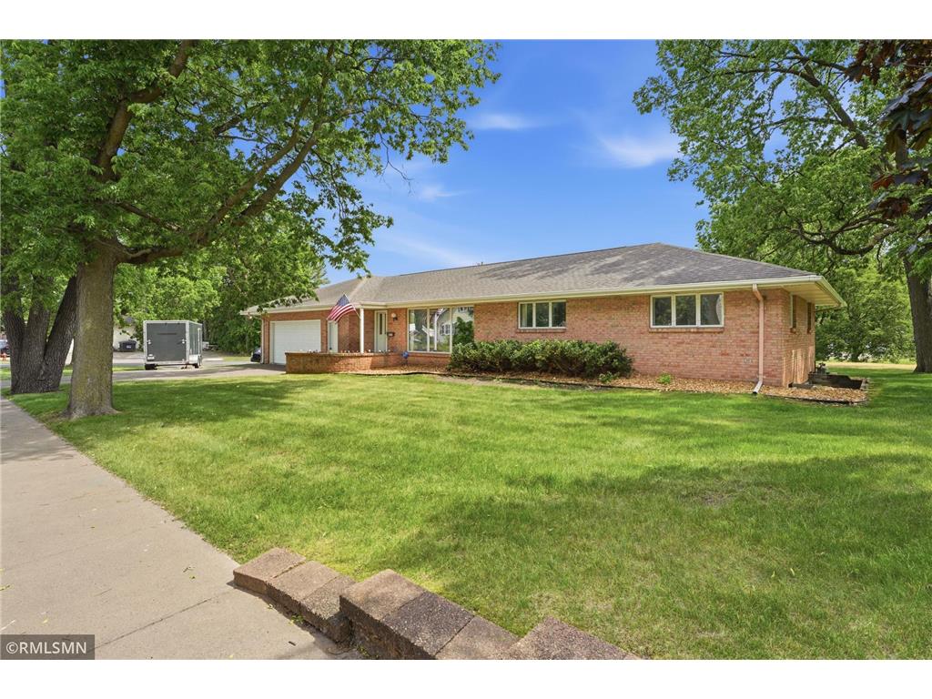 1409 Menomonie Street Eau Claire WI 54703 7087462 image3
